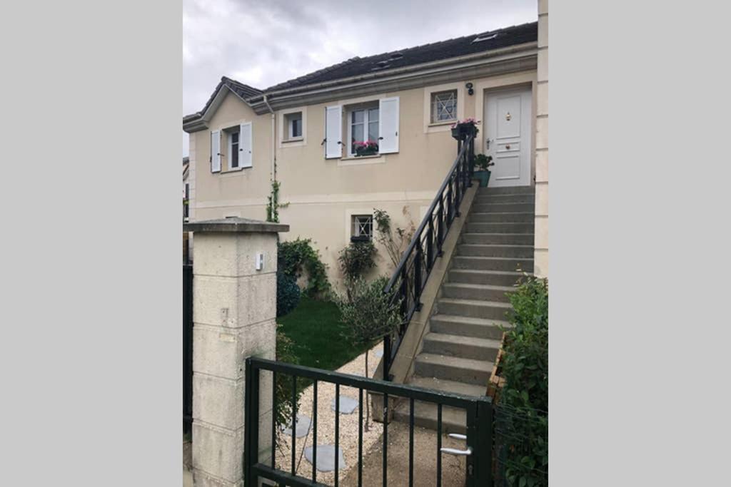Ca Dei Figli, Charmante Maison De Ville. Bailly-Romainvilliers Eksteriør billede